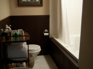 Sea Gypsy Bed and Breakfast Inn Elbert Hubbard Suite Bathroom