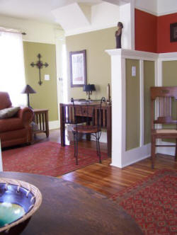 Sea Gypsy Bed and Breakfast Inn Elbert Hubbard Suite Living Room/ Kitchen