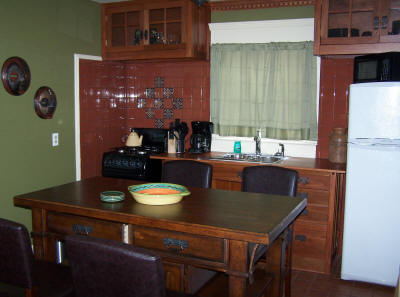 Sea Gypsy Bed and Breakfast Inn Warner Cottage Kitchen