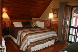 Sea Gypsy Bed and Breakfast Inn Silverstein bedroom